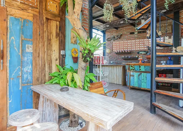 ゲストハウス Art Village